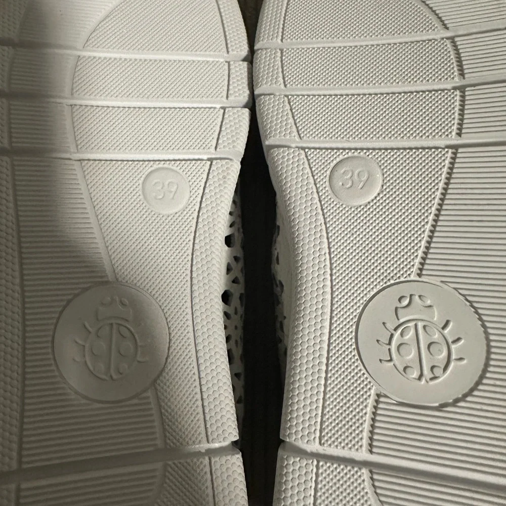 YOKONO White Leather Perforated Slip on Sneakers 39 - Picture 6 of 6